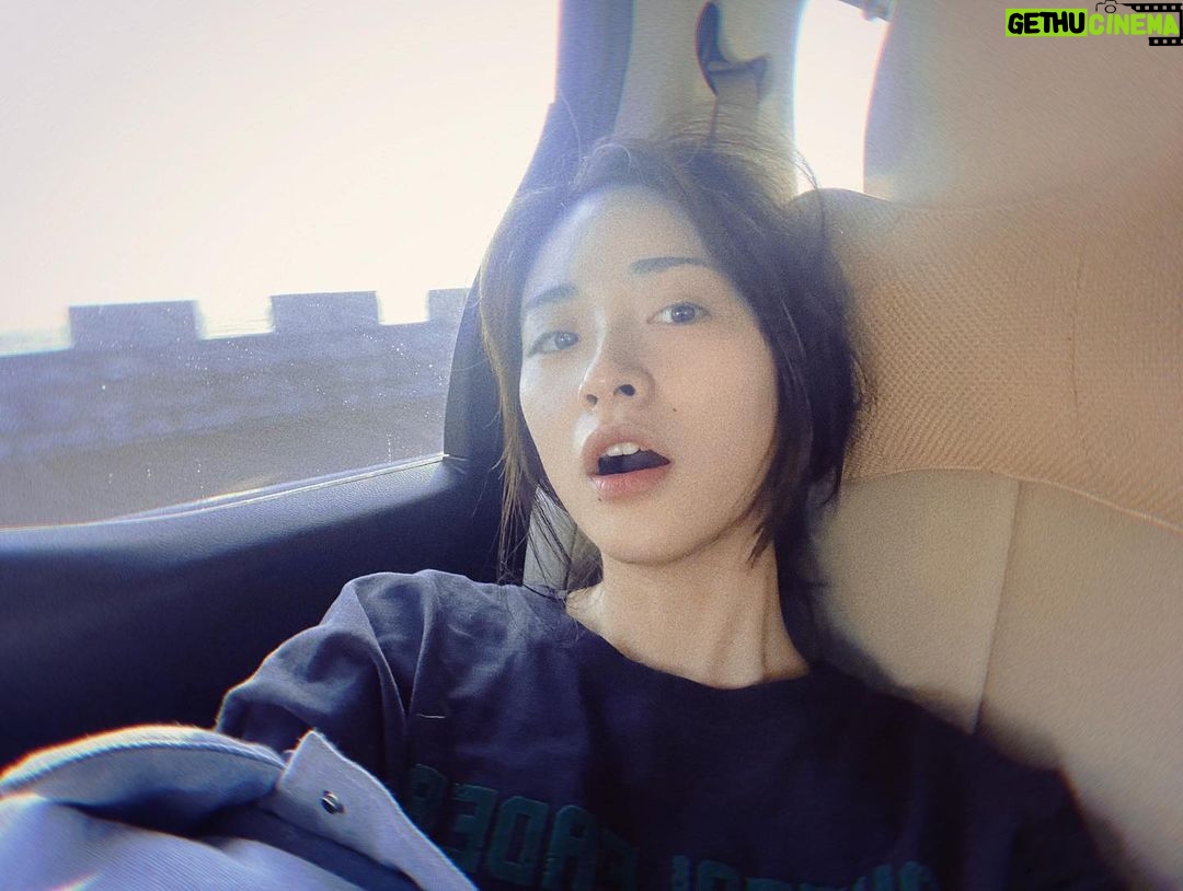 Shen Yue Instagram - ζ©ππ»ββοΈδ»ε€©εε€ͺι³εζ₯δΈη
