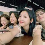 Shen Yue Instagram - 沙坪坝四美前来报道~