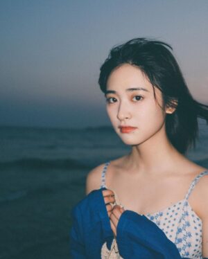 Shen Yue Instagram - 🌊🌊🌊