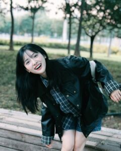 Shen Yue Instagram - (●°u°●)​ 」