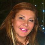 Sherif Ramzy Instagram – كل واحد بيشوف أمه هي أهم و أحلي و أحسن أم في الدنيا لكن بجد أمي دي هي أم استثنائية بكل المقاييس و الكلام ده أنا بقوله و أقدر أقوله بناءً علي أفعال و أحداث و مواقف حصلت و بتحصل بالفعل قدامي و قدام الجميع من يوم ما إتولدنا أنا و صلاح أخويا لحد دلوقتي معتقدش أن في أي أم في الدنيا قدرت تعمل و تقف ولا تحب ولادها بالشكل ده خصوصاً في الأحداث و الظروف الاستثنائية اللي إحنا فيها دي 
أنا مهما قلت و مهما كتبت و مهما عبرت مش حقدر أوفي ولا أوصف ولا واحد في المائة من اللي هي بتعمله بمنتهي القوة و الصلابة و الحب و الحنية و الثبات كل سنة و انتي طيبة يا أهم و أحلي و أجمل و أقوي ست في البشرية 
بحبك أكتر من أي حاجة في حياتي ❤️❤️❤️❤️❤️❤️❤️