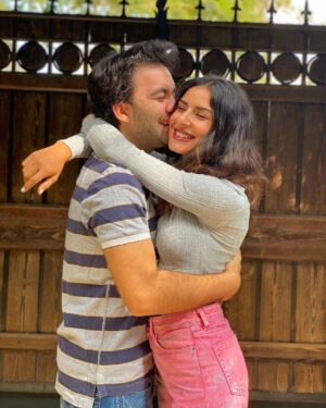 Sherif Ramzy Instagram - Happy Anniversary my one and only. 
@sheriframzy ♥️
I can’t realize how time has flown and 7 years have passed, I am so lucky to have you as my husband and this is my best day in my life. Thank you for being my savior through every up and down and for being the reason for my smile, thank you for all the love and special care. 🤗 I am so glad to spend the rest of my life with you. You are my best friend and my soulmate. I love you with all of my heart ♥️♥️