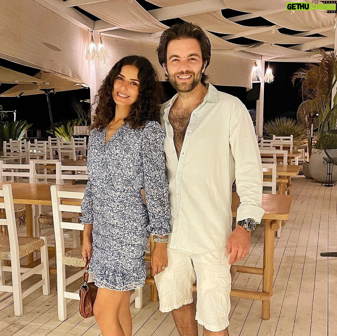 Sherif Ramzy Instagram - Happy Valentine’s Day to the love of my heart I love you my precious jewel ❤️❤️❤️❤️❤️❤️❤️