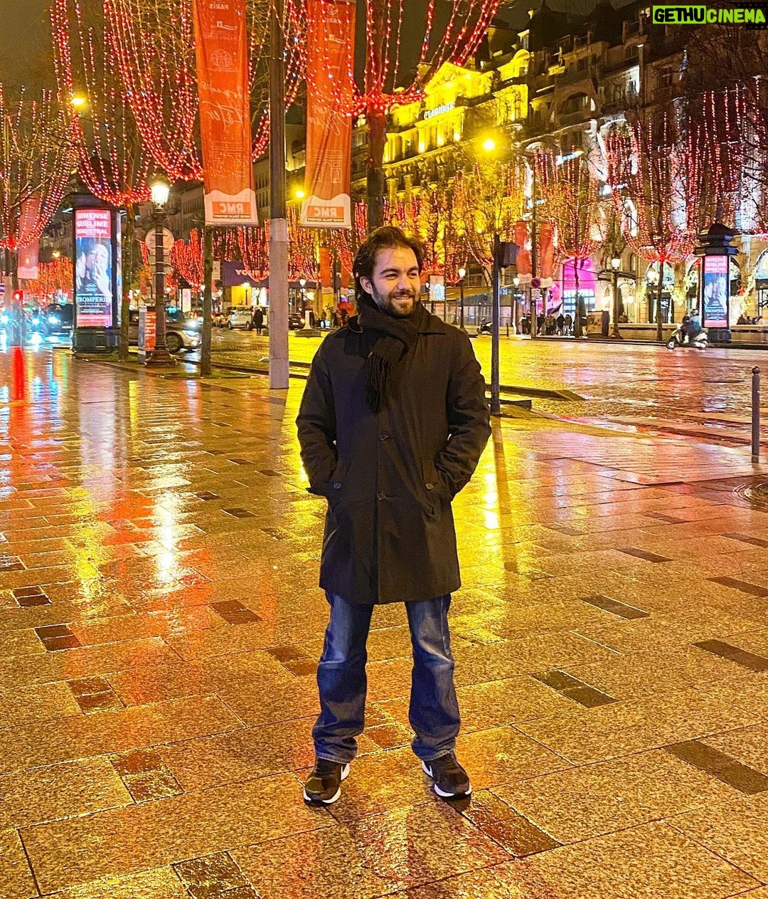 Sherif Ramzy Instagram - Midnight in Paris 🌕❄️🌨