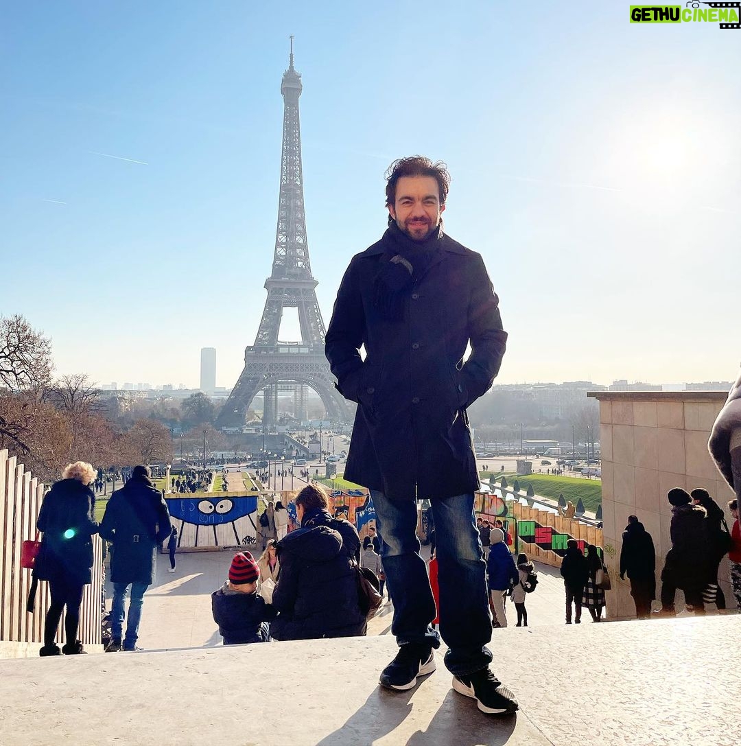 Sherif Ramzy Instagram - Christmas in Paris is always different 🎄
