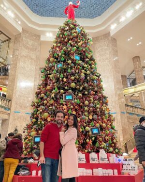 Sherif Ramzy Instagram - Merry Christmas! Wishing you all the best this holiday season! 🎄💫❤️