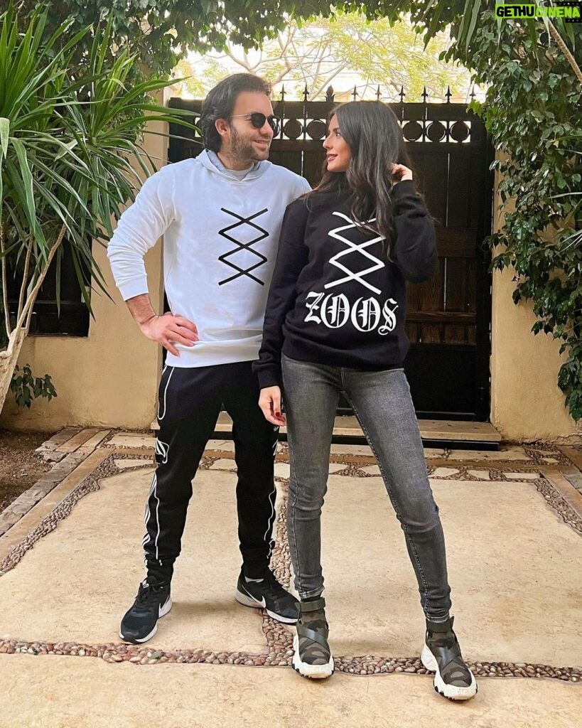 Sherif Ramzy Instagram - Hoodies from @zoos.clothing Zoos clothing was one of Salah Ramzy’s dreams… Now one of his dreams comes true, hoping to make him happy. Dear Salah may you wake up soon to pursue the rest of your dreams. 🙏🏻🙏🏻❤️ المشروع ده كان واحد من احلام صلاح رمزى و انهاردة بنحاول اننا نحققهولو.. ان شاء الله ربنا يقومك بالسلامة يا صلاح في اقرب وقت و تفرح بنجاحه. 🙏🏻