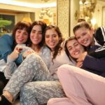 Sherine Reda Instagram - سعيدة بردود الأفعال وإن المسلسل عجبكم.. شكرا لكل اللي شاركوا فيه من ممثلين كبار وشباب وشكرا للمخرج الجميل هاني كمال ❤️ هتوحشونا #وبينا_ميعاد