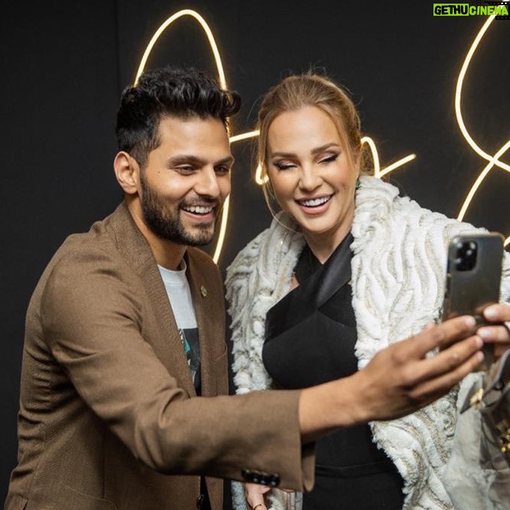 Sherine Reda Instagram - I was very happy to meet the inspirational @jayshetty adding to this wonderful night at @thearkdevelopment ✨