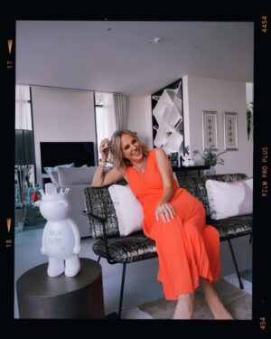 Sherine Reda Instagram - It’s been a while 🧡🧡🧡

Makeup @fatima_kandouli 
Hair @moehali

#PositiveVibes