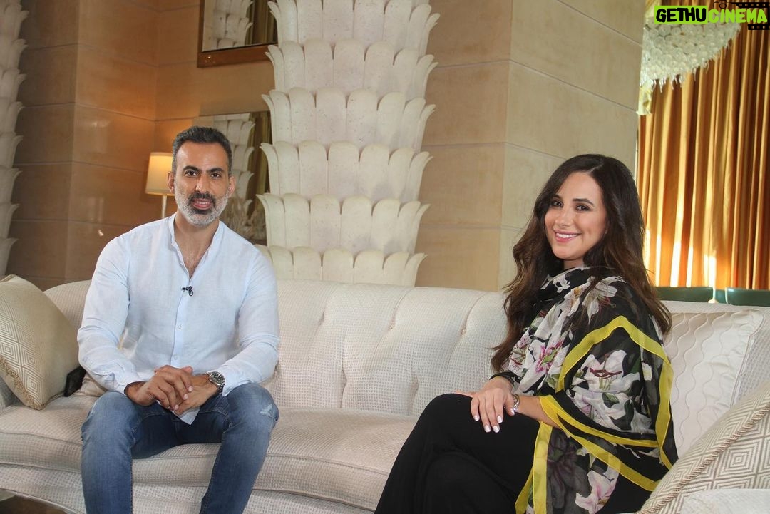 Sherry Adel Instagram - It was a pleasure @elienakhlee @dubaitv @atlantisthepalm @dubai #royalbridgesuite #insider @theinsiderar @yalla.gravity Make up : @memosalloum_salloum_ Photo by : @ramy.elshikh @dolcegabbana Atlantis, The Palm