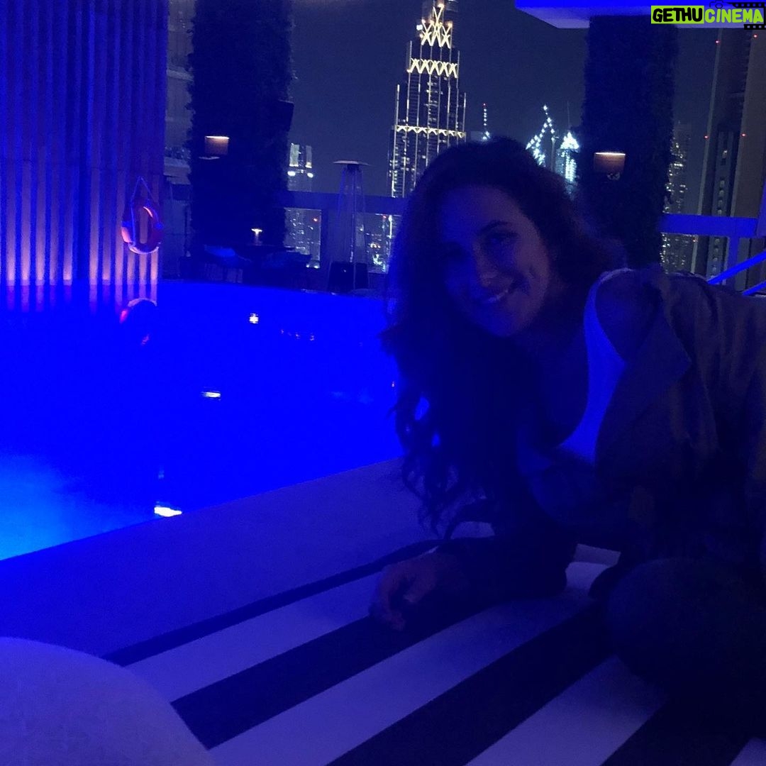 Sherry Adel Instagram - With the sight of the new moon ๐ I wish you and your family a very happy eid ๐งด๐