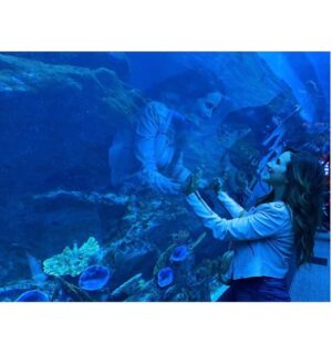 Sherry Adel Instagram - Loved experiencing Dubai Aquarium & Underwater Zoo which is one of the largest suspended aquariums in the world. Being in an underwater tunnel under a huge shark & ray-filled tank was one of a kind experience😍 @dubaiaquarium #dubaiaquarium  #دبي 
@dsfsocial 
#dubai #mydsf #dfsturns25 #visitdubai