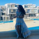 Sherry Adel Instagram - Blue is bright & gives us hope for the future 💙🤍 #blueisthecolorofpeace