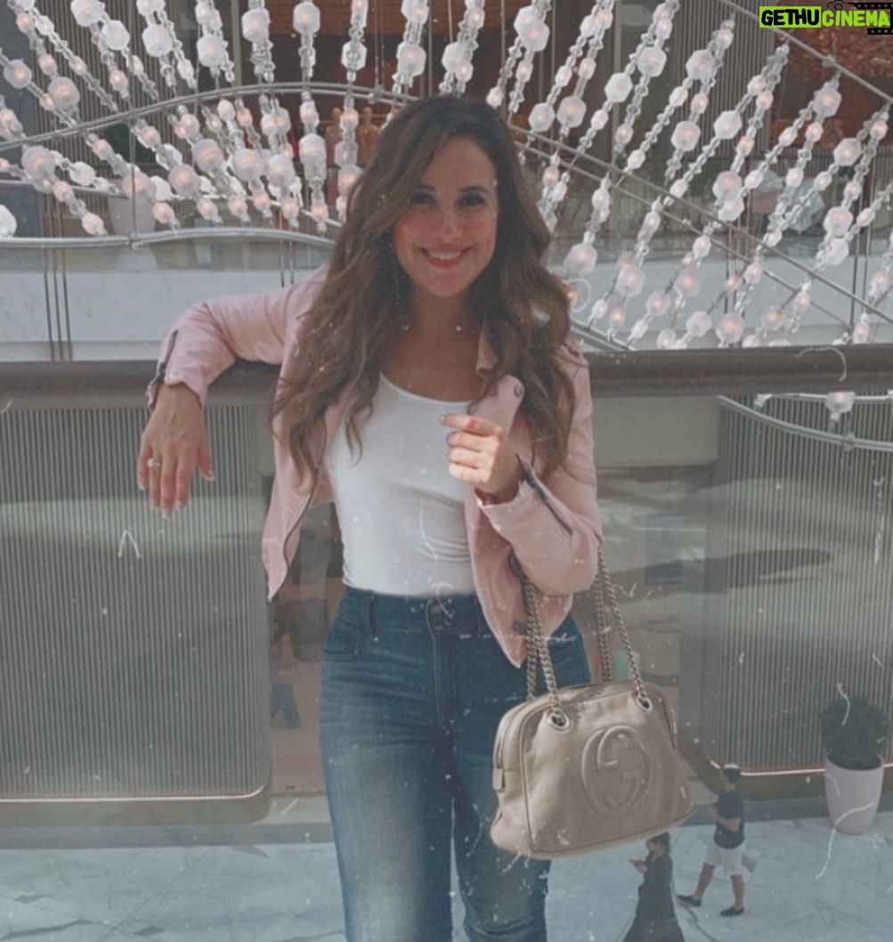 Sherry Adel Instagram - Let us always meet each other with smile, for the smile is the beginning of Love 💖