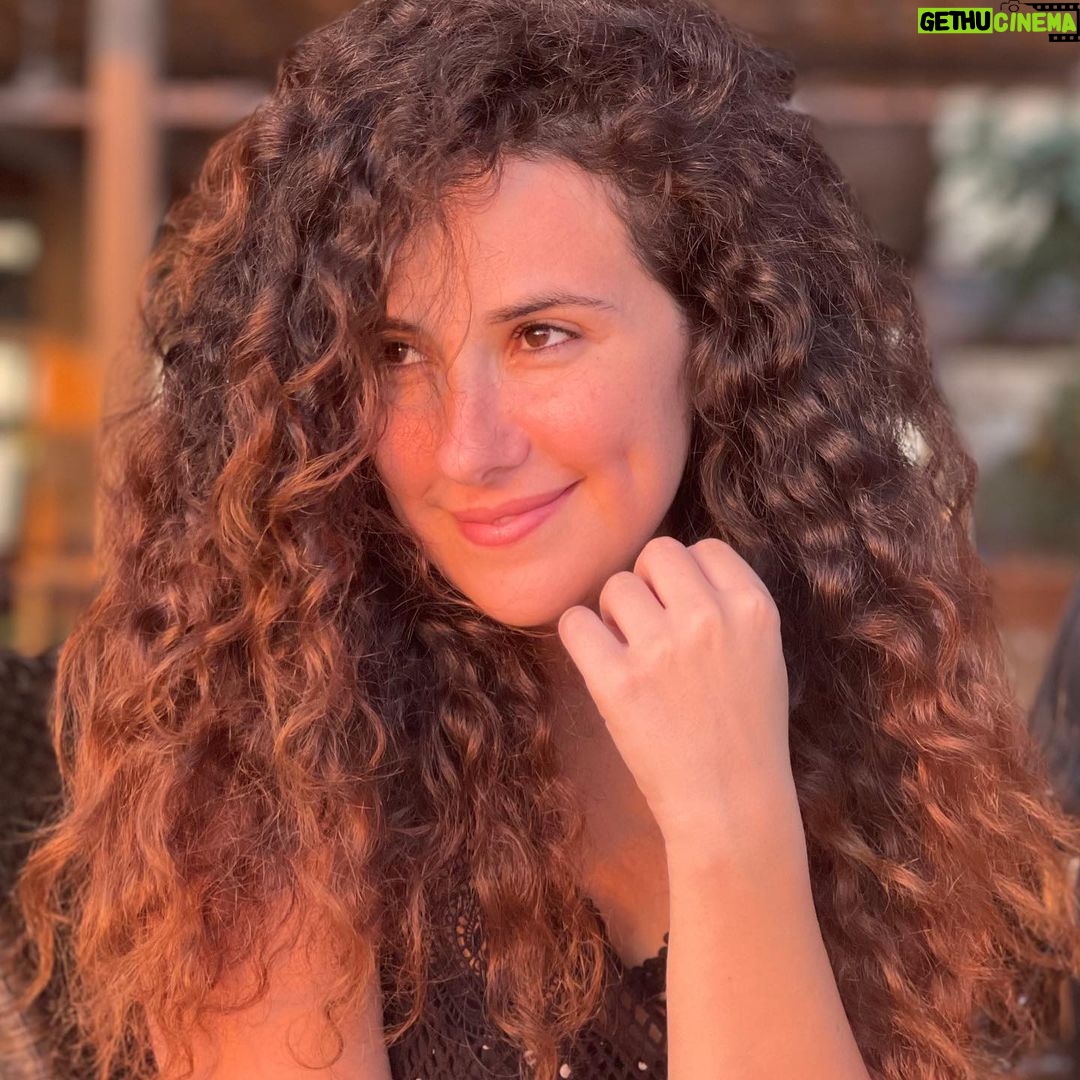 Sherry Adel Instagram - I love a natural look in pictures