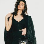 Shibani Dandekar Instagram - Balenciaga is finally in India! Loved wearing these pieces from their latest collection! @balenciaga 🖤 hair by @azima_toppo @reliancebrandsltd jewels @irasvafinejewellery photographer @leroifoto