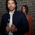 Shibani Dandekar Instagram - With my fav guy @faroutakhtar in my fav @arpitamehtaofficial 🧡 @arpitamehtaofficial 🍊 styled by @divyakdsouza and team @baidkriti @thebombaydressman hair @azima_toppo necklace and rings by @irasvafinejewellery earrings by @tdfdiamondsandgold photos by @leroifoto