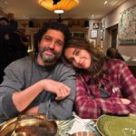 Shibani Dandekar Instagram - 6 and 2 just me and you. I love you @faroutakhtar ❤️ Happy anniversary 🌹 📷 @rocstah