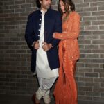Shibani Dandekar Instagram - With my fav guy @faroutakhtar in my fav @arpitamehtaofficial 🧡 @arpitamehtaofficial 🍊 styled by @divyakdsouza and team @baidkriti @thebombaydressman hair @azima_toppo necklace and rings by @irasvafinejewellery earrings by @tdfdiamondsandgold photos by @leroifoto