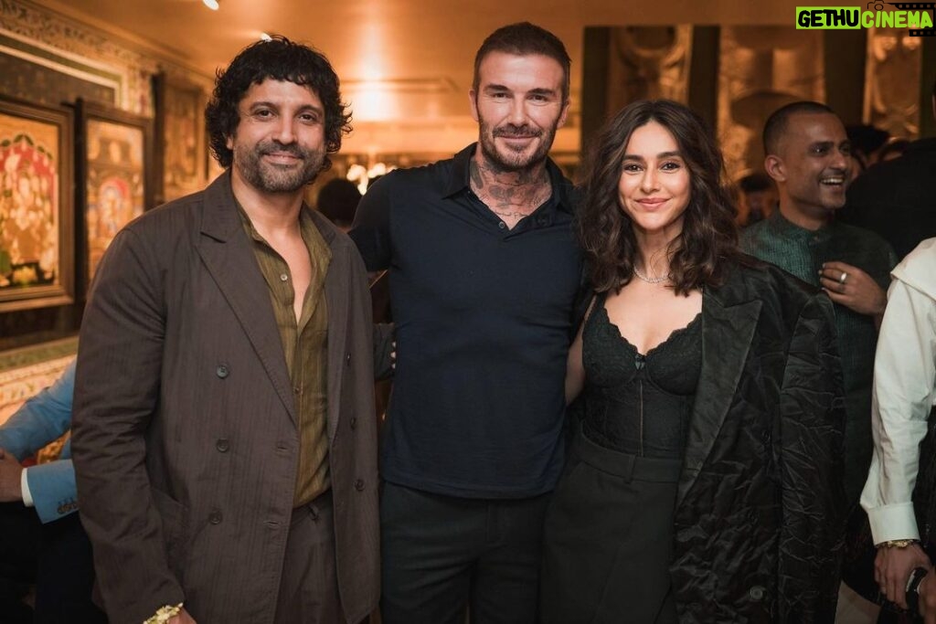 Shibani Dandekar Instagram - @davidbeckham It was an honour to meet a legend in person that was so patient, kind and warm! You were so lovely thank you! Hope to see you again real soon ❤️ Thank you to @sonamkapoor and @anandahuja who are such gracious hosts and made it such a special night for everyone. No one does it like you guys ❤️