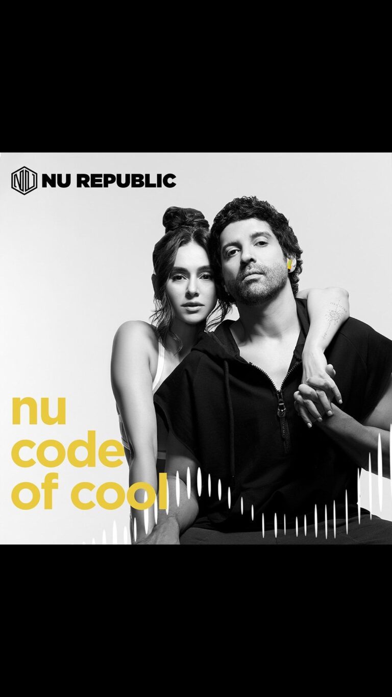 Shibani Dandekar Instagram - Recently we discovered Nu Republic®️ a brand that makes trailblazing wireless audio & wear-tech products, which look as good as they sound. We knew we had to had to have it. This is our #NuCodeofCool #nurepublic