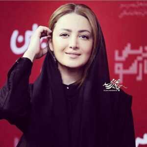 Shila Khodadad Instagram - هوا ابریست،نفس بالا نمی آید‌‌
بزن باران،نوازش کن تن رنجور مردم را
زمین حال بدی دارد،نفس بالا نمی آید
