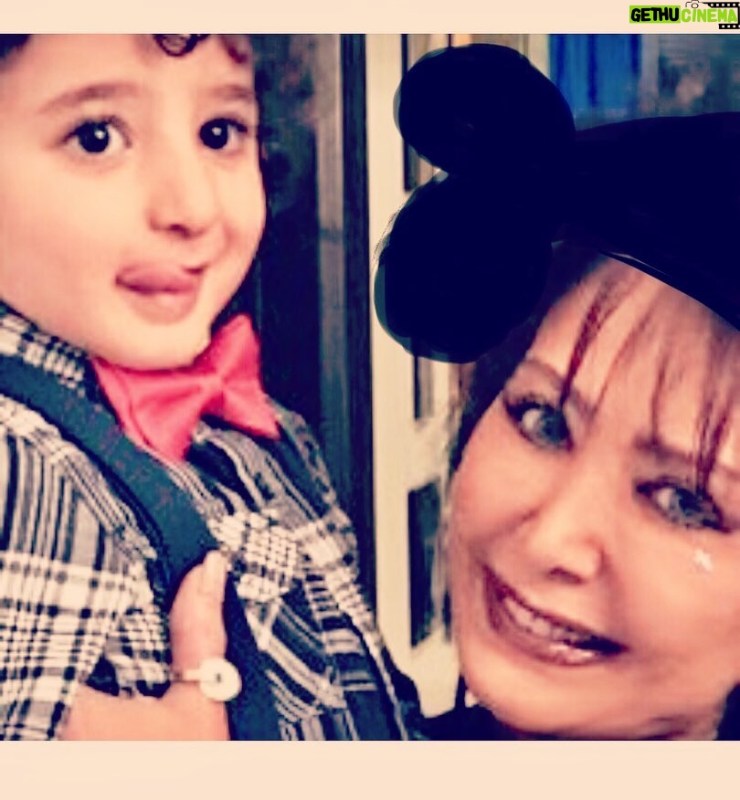 Shila Khodadad Instagram - زیبا ترین مادر بزرگ دنیا دوستت داریم سامیارو ساتین