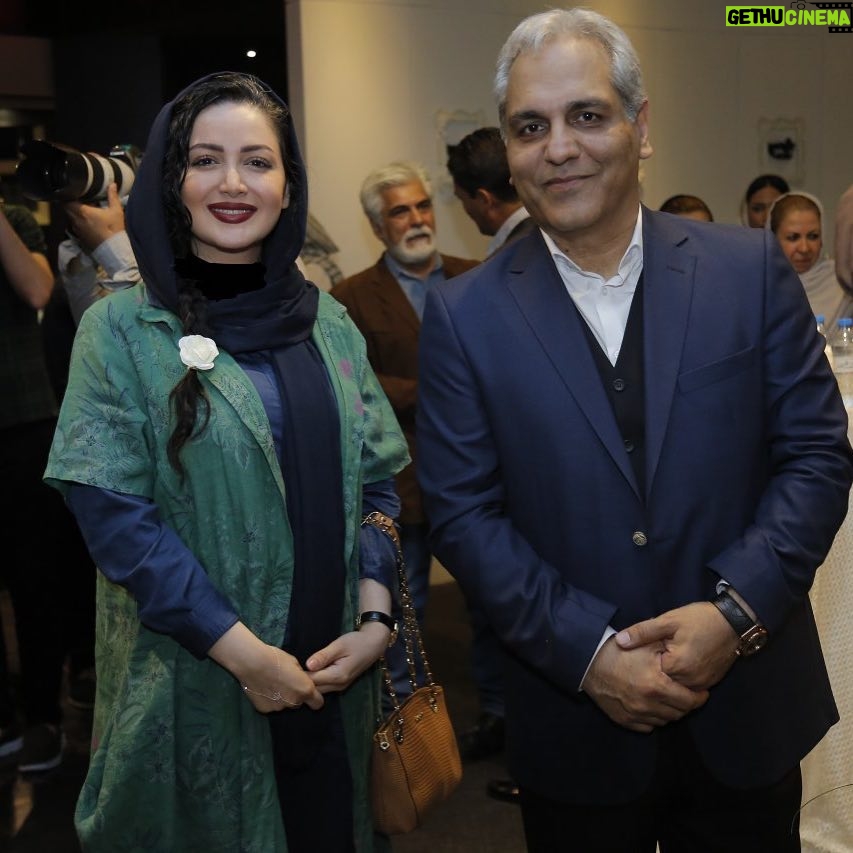 Shila Khodadad Instagram - اكران فيلم ساعت ٥عصر به كارگردانى اقاى مهران مديرى عزيز