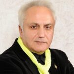 Shila Khodadad Instagram - خبر بسيار ناگوار بود "على معلم درگذشت " با آقاى معلم و همسرشون از ساليان دور آشنا بوديم : انسانى شريف ،پاكدل ، حرفه اى و يك جنتلمن واقعى . غم از دست دادنشان بسبار سنگين است ، تسليت به سركار خانم آذرجان معماريان، اميد و ايمان عزيز و خانواده سينما .