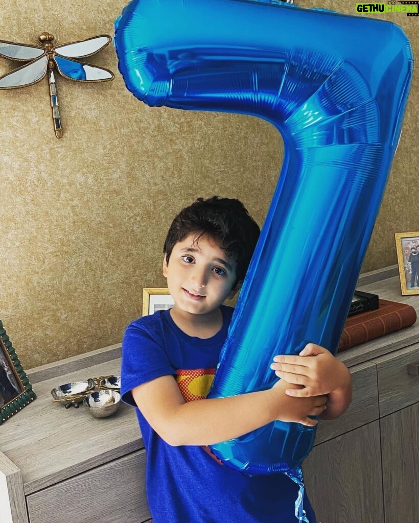 Shila Khodadad Instagram - تولدت هفت سالگیت مبارک جونم عشقم عمرم قلبم نفسم زندگیم❤️❤️❤️