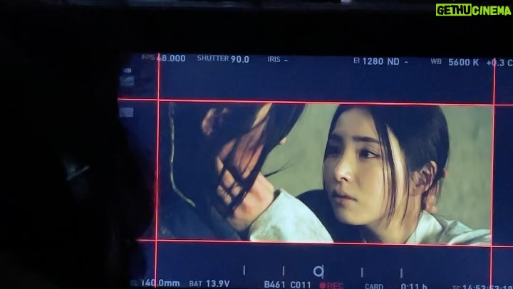 Shin Se-kyung Instagram - ⠀ ⠀ 1-테스트 촬영 탄야 2-맘에 드는 의상 입은 탄야 3,4-올림사니 5-시작하는 탄야 6-사야야 미안해.. 7-이나이신기의 길을 가 은섬아 8-은섬이는 나의 꿈 9-해피 엔딩