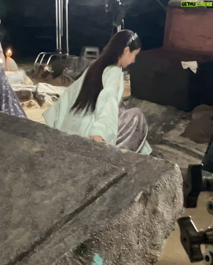 Shin Se-kyung Instagram - 오늘 밤 9시 20분 5,6화 연속방송✨신난다🫶🏼😌 #아라문의검 @tvn_drama @tving.official @disneypluskr