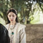 Shin Se-kyung Instagram - @tvn_drama 🫶🏼✨아라문의 검 9시 20분 첫 방송✨🧡