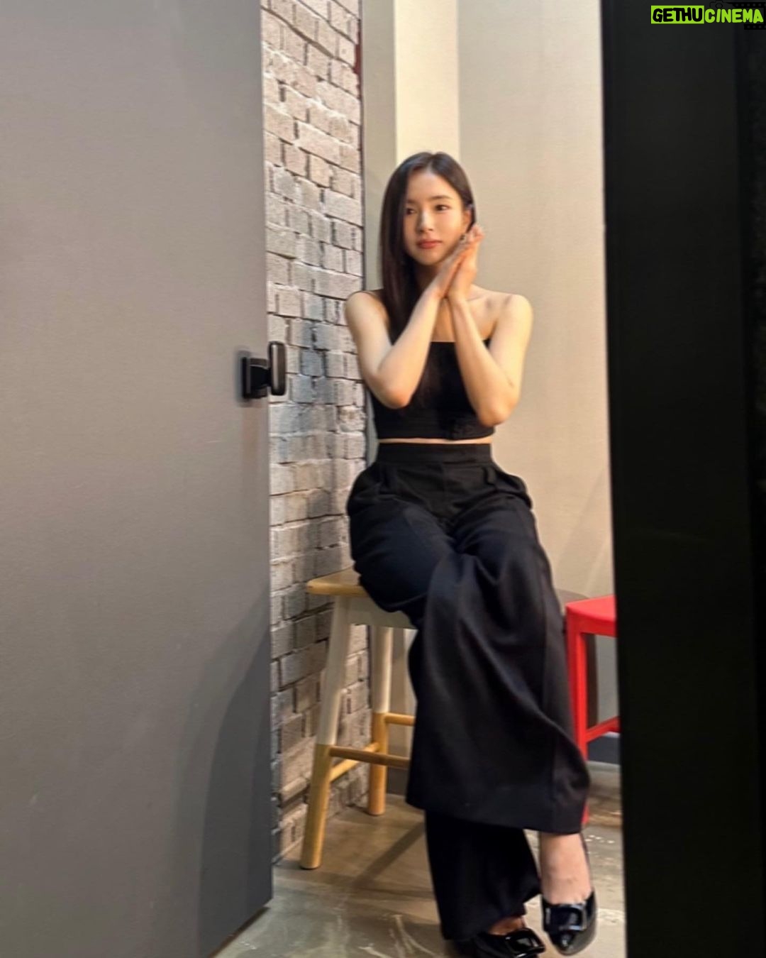 Shin Se-kyung Instagram - 아라문의 검 제작발표회✨ 영상 by @edam.official ❤️