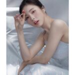 Shin Se-kyung Instagram - @banilaco_official ✨😌🫶🏼