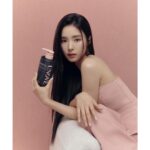 Shin Se-kyung Instagram - @unove_official 💕