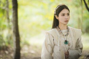 Shin Se-kyung Instagram - 탄야✨👑 @tvn_drama 🫶🏼✨