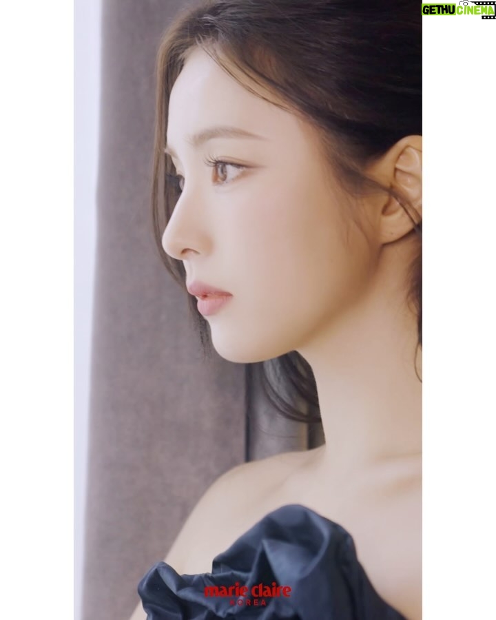 Shin Se-kyung Instagram - @rogervivier @marieclairekorea πΈβ¨ππ