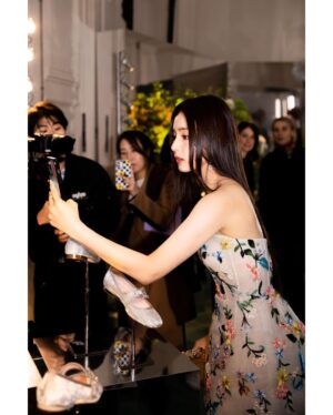 Shin Se-kyung Instagram - #LaMaisonVivier ✨