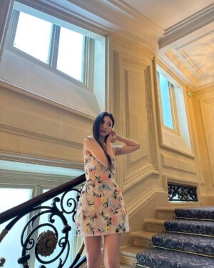 Shin Se-kyung Instagram - @rogervivier ❤️ @gherardofelloni ❤️