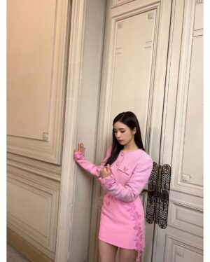 Shin Se-kyung Instagram - ❤️