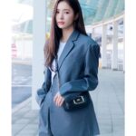 Shin Se-kyung Instagram - @rogervivier🤍✨