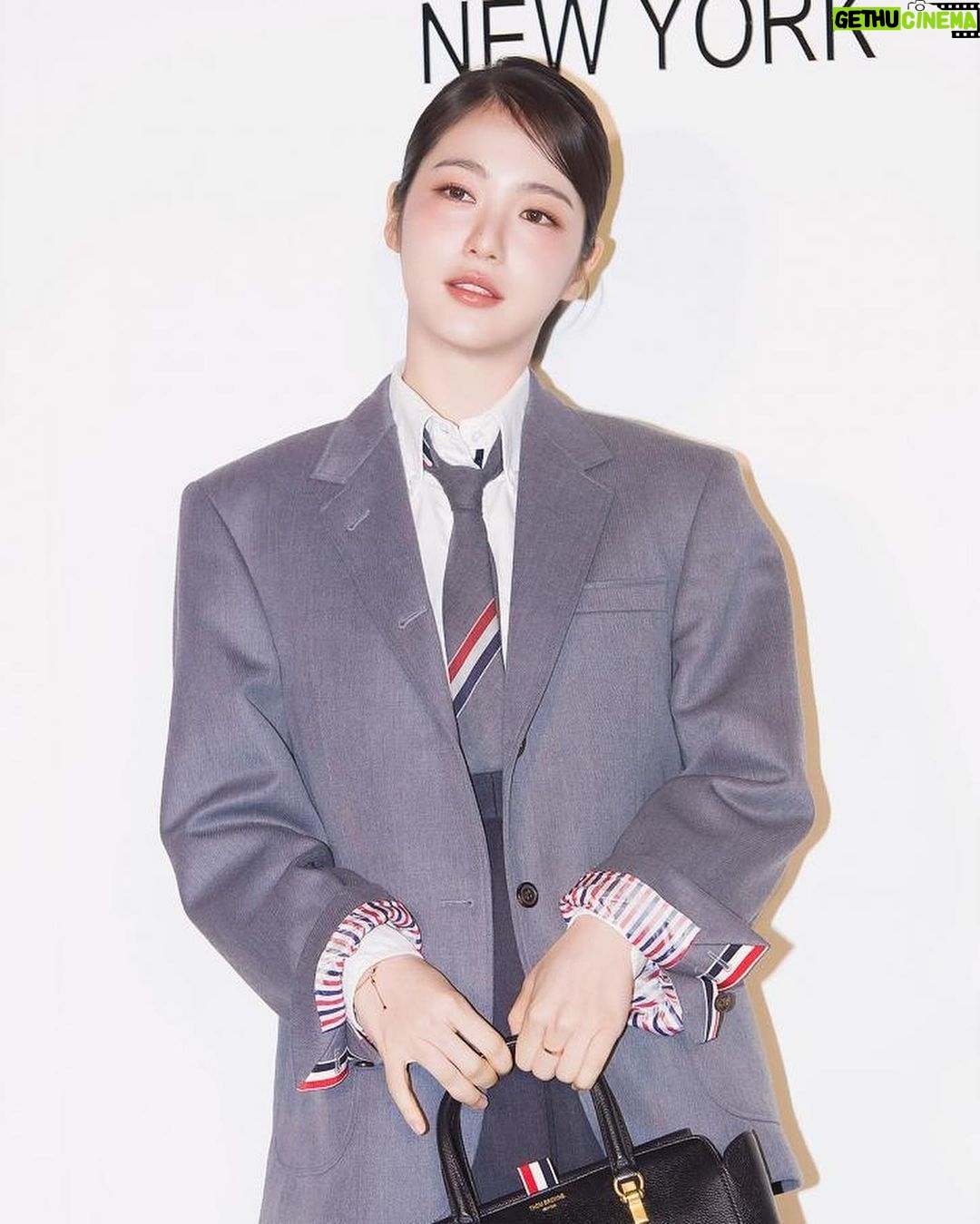 Shin Ye-eun Instagram - #thombrowne #thombrowne20 #광고