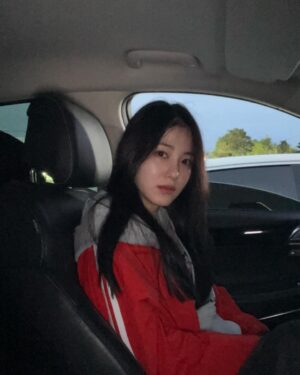Shin Ye-eun Instagram - 맛있는거 많이 드세요