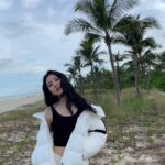 Shin Ye-eun Instagram - 몽글몽글 포근포근☁️☀️🩵