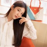 Shin Ye-eun Instagram - 🧡🩵🤍 Our love is White and Orange. Find the color of your love with the new #PradaGalleria @prada #ad