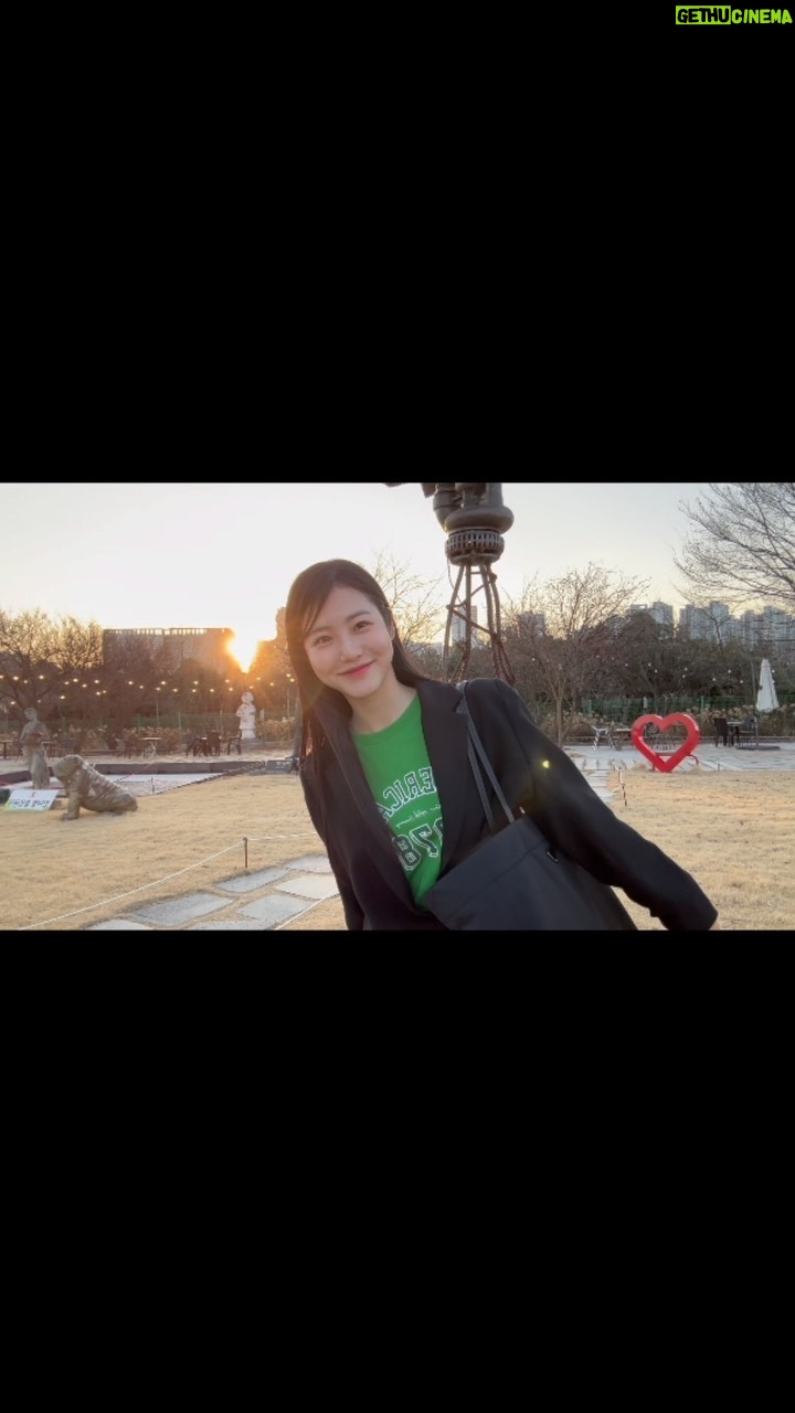 Shin Ye-eun Instagram - 지난 봄..🩵 이런 것도 했네૮꒰ྀི⸝⸝ɞ̴̶̷ ·̫ ‹⸝⸝꒱ྀིა