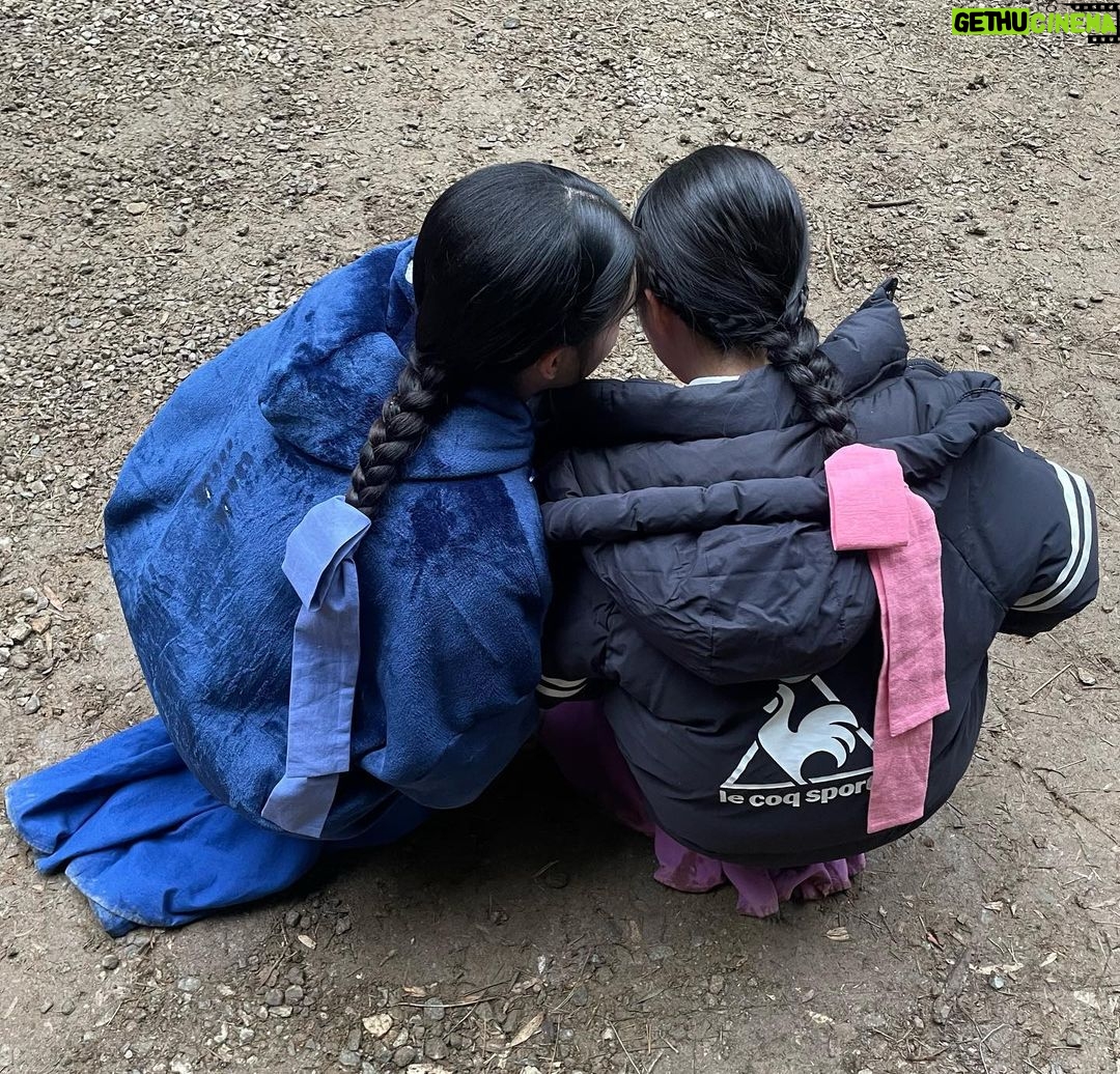 Shin Ye-eun Instagram - 꽃선비 못보내😢 오늘도 10시 #꽃선비열애사