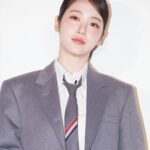 Shin Ye-eun Instagram - #thombrowne #thombrowne20 #광고